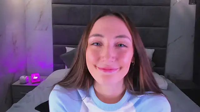 Lexi Split online show from 09-26-25, 08:43