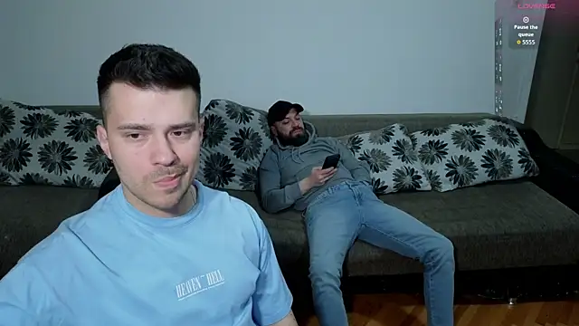 Snapshot of DoubleJake chatting on 04-13-26, 06:01 DoubleJake online show from 04-13-26, 06:01