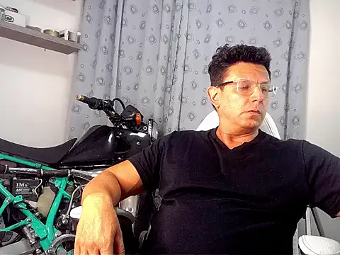 pedropicapi online show from 10-04-25, 02:35