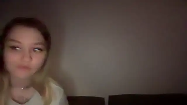Snapshot of Isabel-Bailey chatting on 12-27-24, 11:53 Isabel-Bailey online show from 12-27-24, 11:53