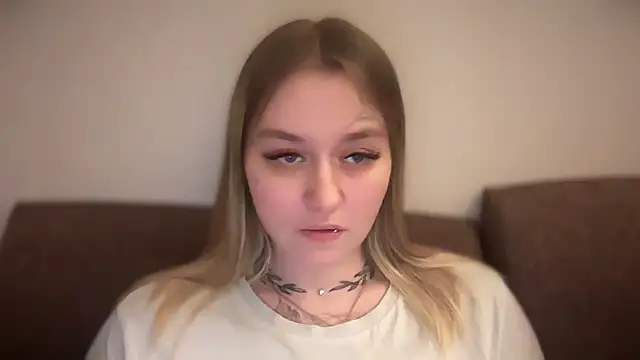 Snapshot of Isabel-Bailey chatting on 12-27-24, 08:50 Isabel-Bailey online show from 12-27-24, 08:50