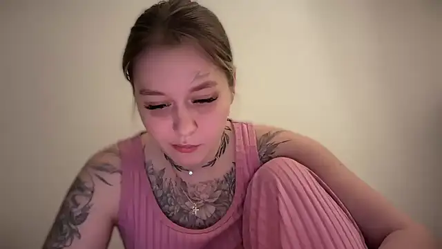 Snapshot of Isabel-Bailey chatting on 12-07-24, 09:17 Isabel-Bailey online show from 12-07-24, 09:17