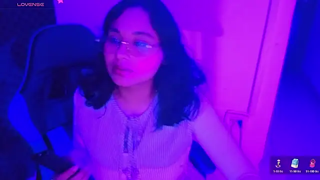 Cuteprincess21 online show from 02-19-26, 01:46