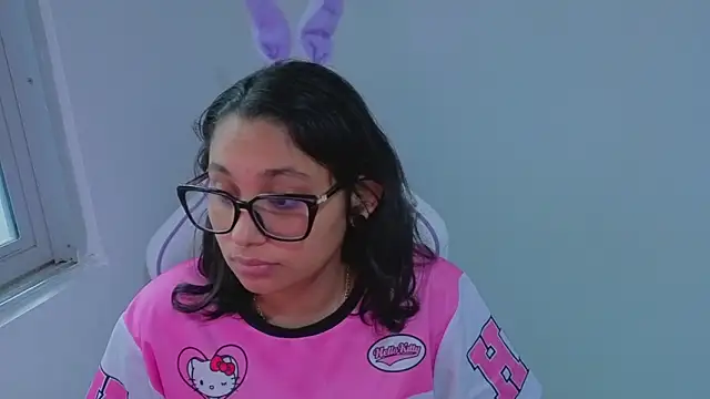 Cuteprincess21 online show from 11-08-25, 09:29