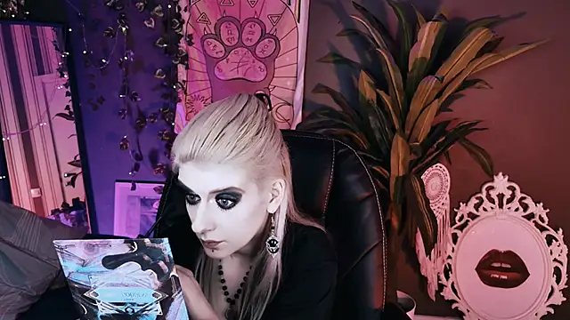 Snapshot of Noah_ElmerX chatting on 05-15-26, 05:11 Noah ElmerX online show from 05-15-26, 05:11