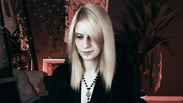 Noah ElmerX online show from 11-10-25, 10:26