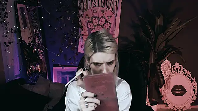 Noah ElmerX online show from 11-30-25, 11:16