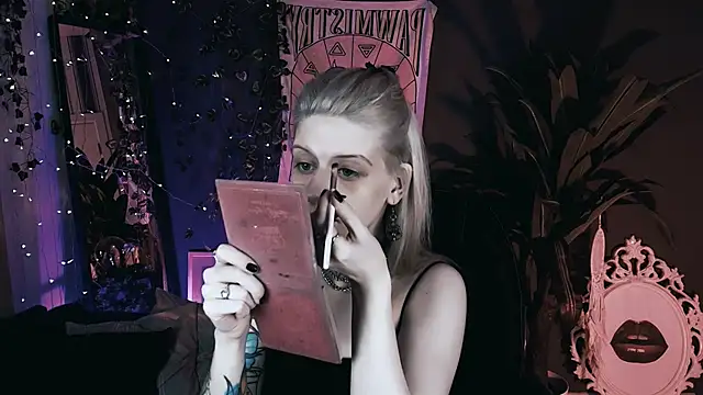 Noah ElmerX online show from 12-21-25, 09:15