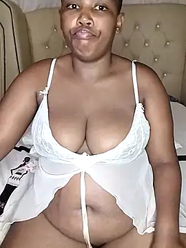 Snapshot of makaviwe chatting on 02-17-25, 06:50 makaviwe online show from 02-17-25, 06:50