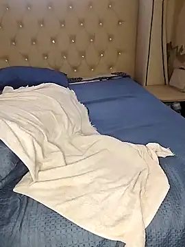 Snapshot of makaviwe chatting on 02-28-25, 02:42 makaviwe online show from 02-28-25, 02:42