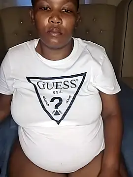 Snapshot of makaviwe chatting on 03-03-25, 04:26 makaviwe online show from 03-03-25, 04:26