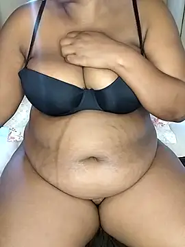 Snapshot of makaviwe chatting on 02-10-25, 06:09 makaviwe online show from 02-10-25, 06:09