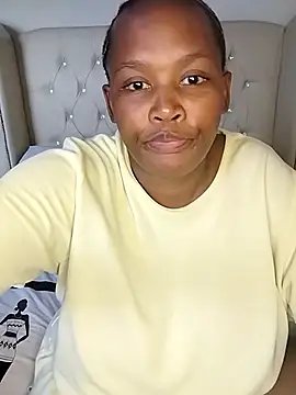 Snapshot of makaviwe chatting on 11-05-25, 09:01 makaviwe online show from 11-05-25, 09:01