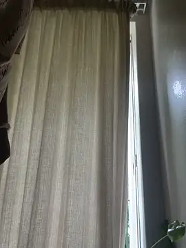 YesTheSexiest online show from 11-08-25, 10:52