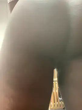 YesTheSexiest online show from 11-11-25, 09:26