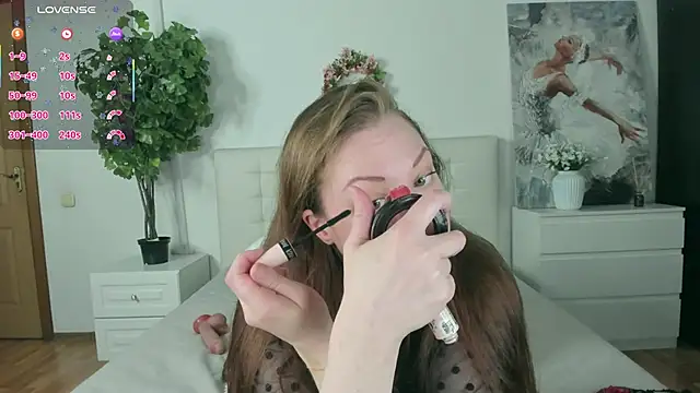 Snapshot of CutieGinger chatting on 05-22-26, 06:00 CutieGinger online show from 05-22-26, 06:00