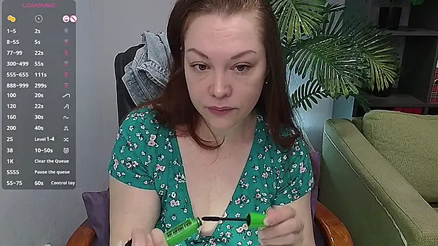 CutieGinger online show from 11-01-25, 06:13