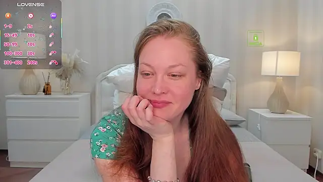 Snapshot of CutieGinger chatting on 05-17-26, 08:09 CutieGinger online show from 05-17-26, 08:09