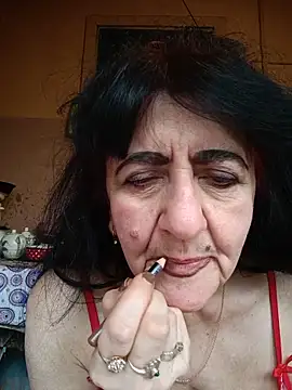 Snapshot of Lovely_Lori chatting on 05-15-26, 05:05 Lovely Lori online show from 05-15-26, 05:05