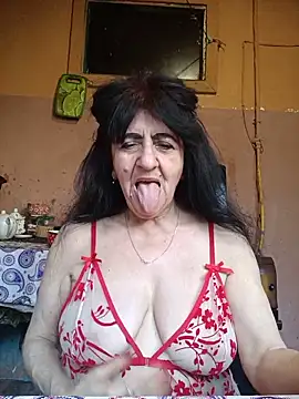 Snapshot of Lovely_Lori chatting on 05-14-26, 04:31 Lovely Lori online show from 05-14-26, 04:31