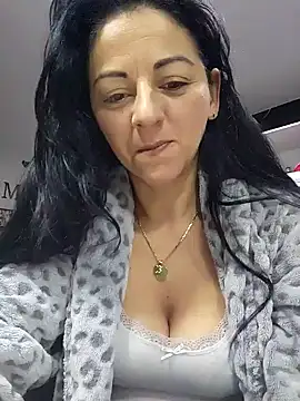 bruneta sexy23 online show from 02-08-25, 04:25