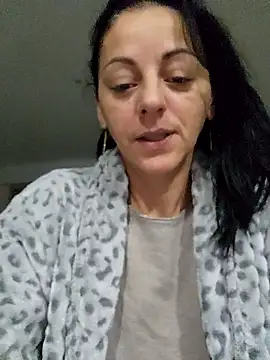 bruneta sexy23 online show from 01-09-26, 04:19