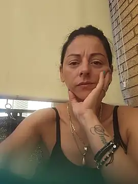 Snapshot of bruneta_sexy23 chatting on 07-04-26, 07:04 bruneta sexy23 online show from 07-04-26, 07:04