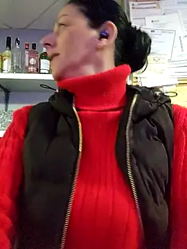 bruneta sexy23 online show from 03-18-25, 07:01