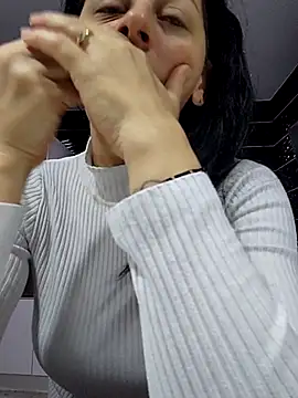 bruneta sexy23 online show from 02-22-25, 05:46