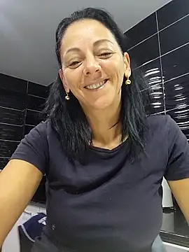 bruneta sexy23 online show from 09-27-25, 03:45