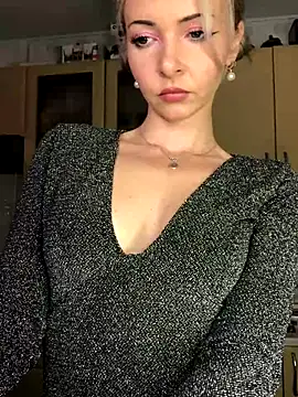 Kristina03 online show from 11-28-25, 09:15