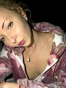 Kristina03 online show from 12-21-25, 09:37