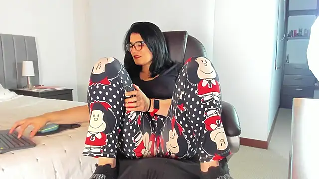 adriana71 online show from 12-03-25, 03:18