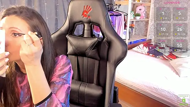 Snapshot of Michel_Momsen chatting on 03-20-25, 12:22 Michel Momsen online show from 03-20-25, 12:22