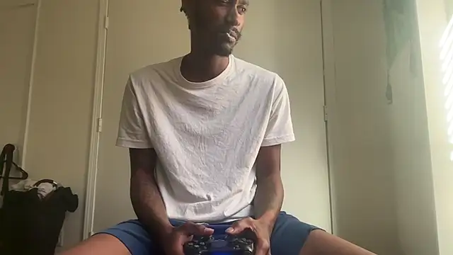 Snapshot of ITSONLYKENNY chatting on 09-12-25, 01:55 ITSONLYKENNY online show from 09-12-25, 01:55