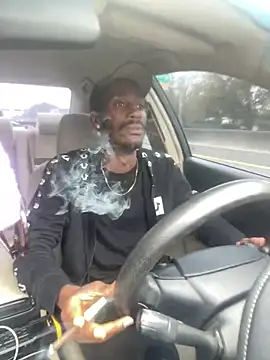 Snapshot of ITSONLYKENNY chatting on 02-15-25, 03:17 ITSONLYKENNY online show from 02-15-25, 03:17