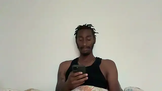 Snapshot of ITSONLYKENNY chatting on 09-22-25, 11:38 ITSONLYKENNY online show from 09-22-25, 11:38