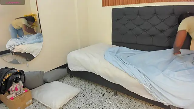 Cristale69 online show from 03-12-26, 06:45