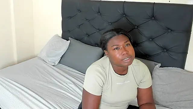 Cristale69 online show from 02-05-26, 06:48