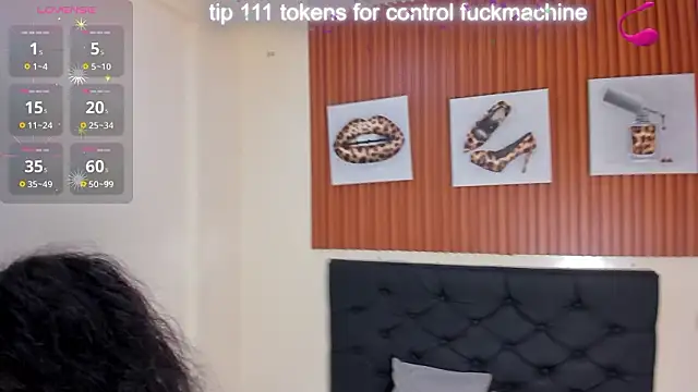 Cristale69 online show from 03-04-26, 08:05