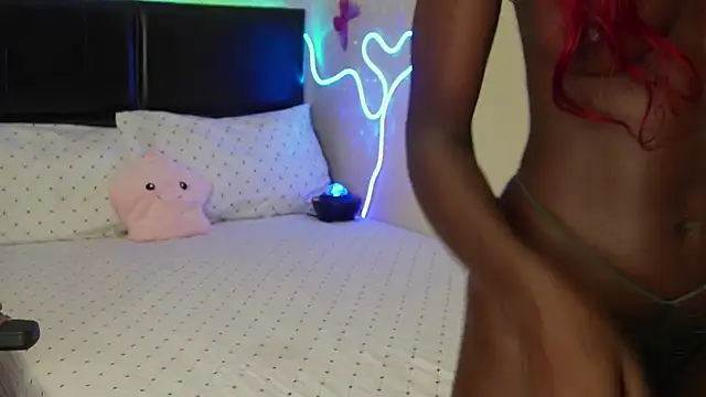 Snapshot of sweet_melanin21 chatting on 12-14-24, 03:50 sweet melanin21 online show from 12-14-24, 03:50