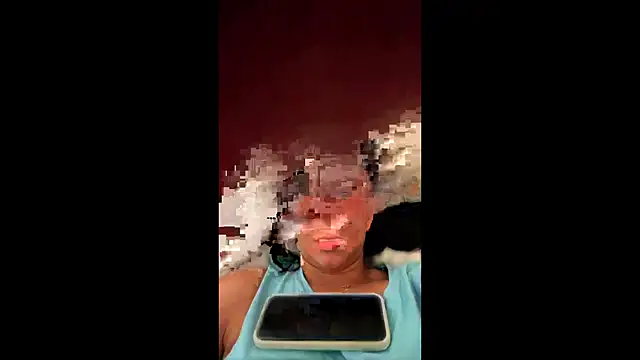 adriana  sosa  online show from 12-19-24, 04:13