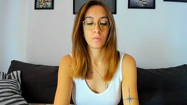 DesireMore90 online show from 11-05-25, 09:23