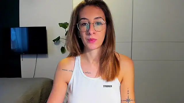 DesireMore90 online show from 11-15-25, 09:35