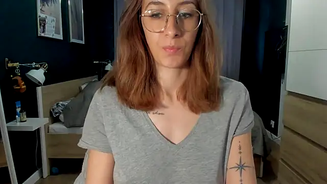 Snapshot of DesireMore90 chatting on 04-20-26, 03:46 DesireMore90 online show from 04-20-26, 03:46