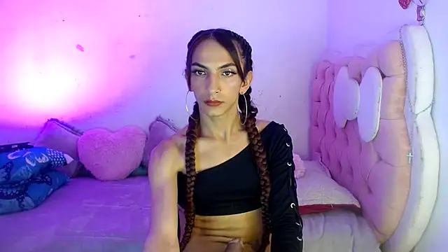 Snapshot of Katty_fox69 chatting on 10-12-25, 02:46 Katty fox69 online show from 10-12-25, 02:46