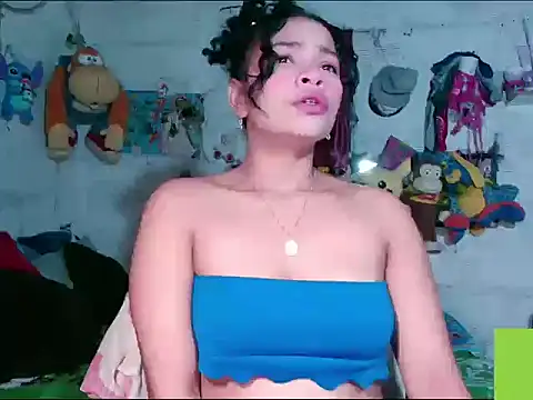 Selenne Jones online show from 10-17-25, 10:39