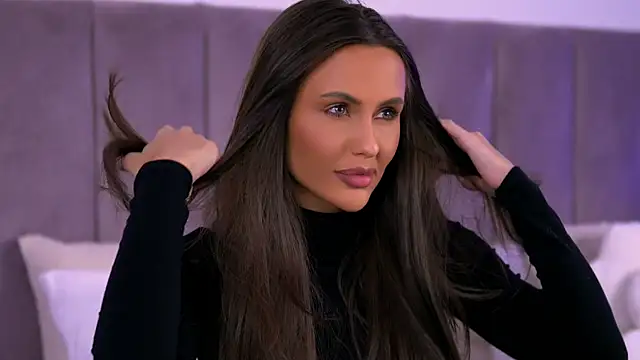 Snapshot of AnaisBellas chatting on 11-15-25, 01:09 AnaisBellas online show from 11-15-25, 01:09