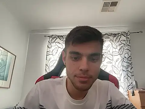 Omarnede online show from 12-22-25, 10:37