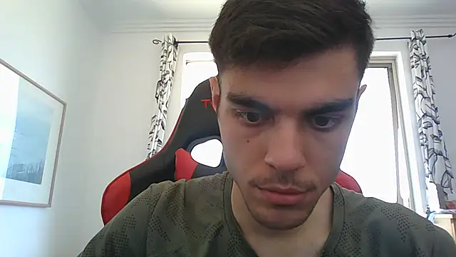 Omarnede online show from 11-12-25, 04:38